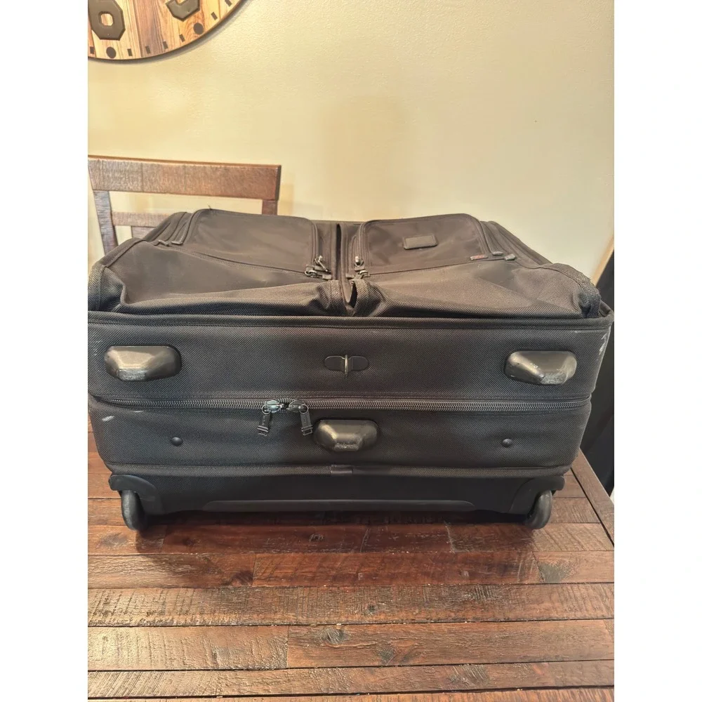 Tumi Alpha Ballistic Nylon Wheeled Garment Bag Black Suit Travel Luggage 2243D3